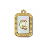 Stainless steel charm shell letter Q Gold-White (natural colour)