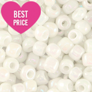 Glass seed beads 8/0 (3mm) White AB