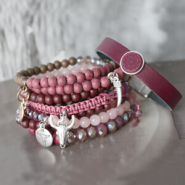 Inspirational Sets Trends in aubergine