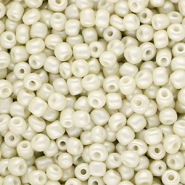Glass seed beads 6/0 (4mm) Off White