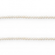 Imperfect freshwater pearls round 3mm Natural White