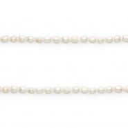 Imperfect freshwater pearls rice 7x5mm Natural White