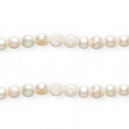 Imperfect freshwater pearls nugget round 9mm Natural White