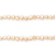 Imperfect freshwater pearls nugget 5-6mm Seashell Pink