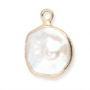 Imperfect freshwater pearls charm round Gold-Natural White
