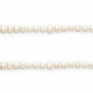Imperfect freshwater pearls round 7-8mm Natural White