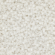 Glass seed beads 8/0 (3mm) White pearl
