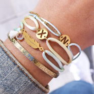 Inspirational Sets DIY: Initial bracelets with satin wire