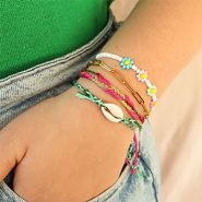 Inspirational Sets Inspiration time with ready-made trendy bracelets