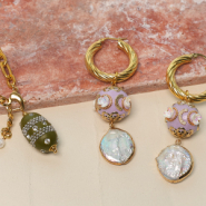 NEW New in! Eye-catching bohemian beads