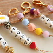 Inspirational Sets Make unique key rings with silicone beads