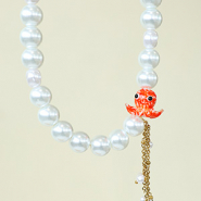 Inspirational Sets Create cheerful jewellery with playful glass beads