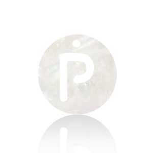 Shell pendants specials letter P White (natural colour)