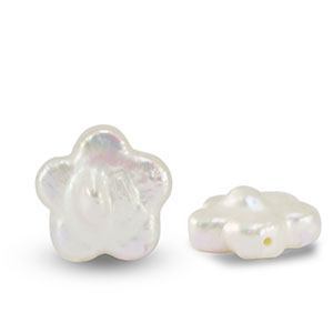 Freshwater pearls flower Natural White