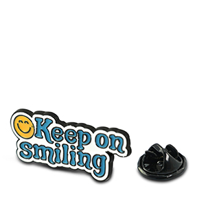 Pins "Keep on smiling" White-Blue-Yellow