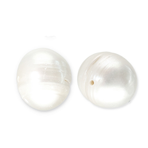 Freshwater pearls round Natural White