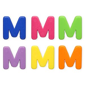 Acrylic letter beads letter M Multicolour