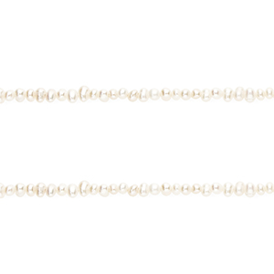 TQ Freshwater pearls nugget oval Natural White
