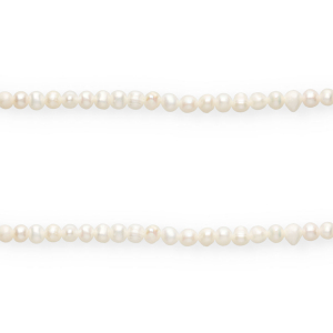 Imperfect freshwater pearls round 4mm Natural White