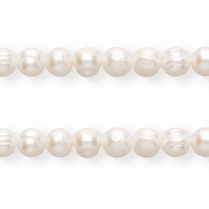 Imperfect freshwater pearls round 9-10mm Natural White