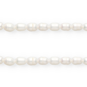 Imperfect freshwater pearls rice 7x6mm Natural White
