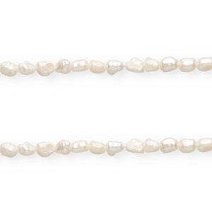 Imperfect freshwater pearls nugget oval 7x5-6mm Natural White
