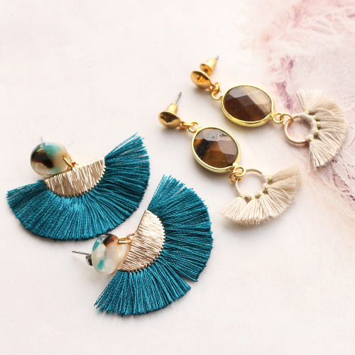 Trendy fringe earrings with new tassels according to the latest trends!