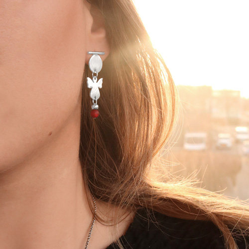 Create jewellery with stainless steel charms and connectors