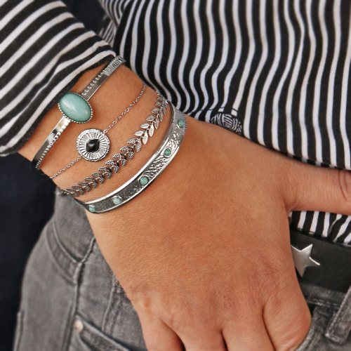 Beautiful stainless steel rings and bracelets with natural stone!