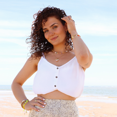 Create summery jewellery with shell beads, glass seed beads and many more items! 