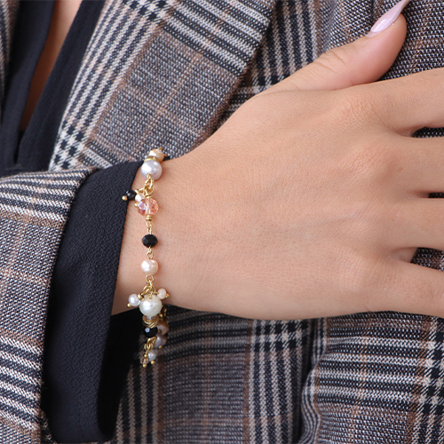 Get creative with these colourful glass pearls 