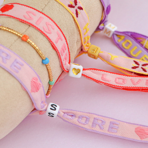 Use this beautiful ribbon for your bracelet collection