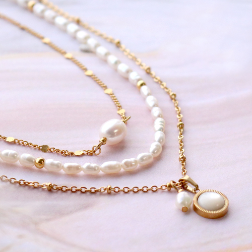 Use these trendy freshwater pearls in all your jewellery