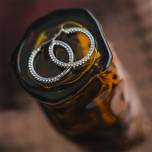 Perfect series with earrings for the holidays