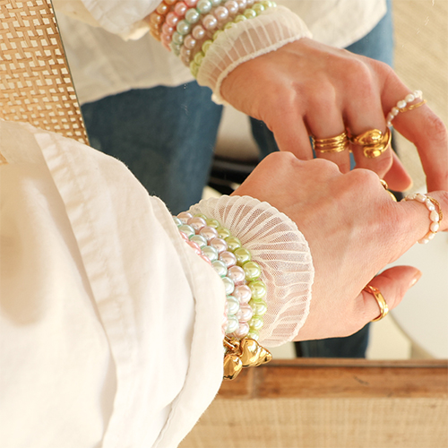 Trendy sparkling glass bead pearl collection