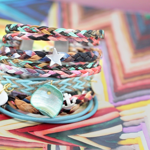 Create surprisingly jewellery with 5mm flat braided cord and woven waxed cord!!