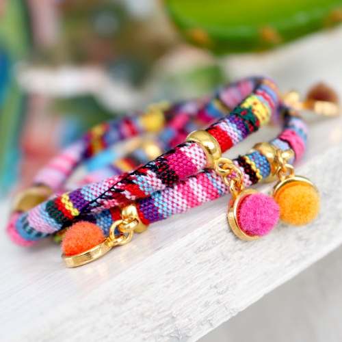 Super Trendy is our jewellery with the hype of this moment pompom jewellery!