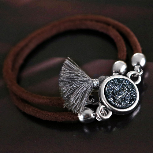 Marvelous glam jewellery with Polaris Elements Goldstein cabochons and beautiful jewellery findings! 