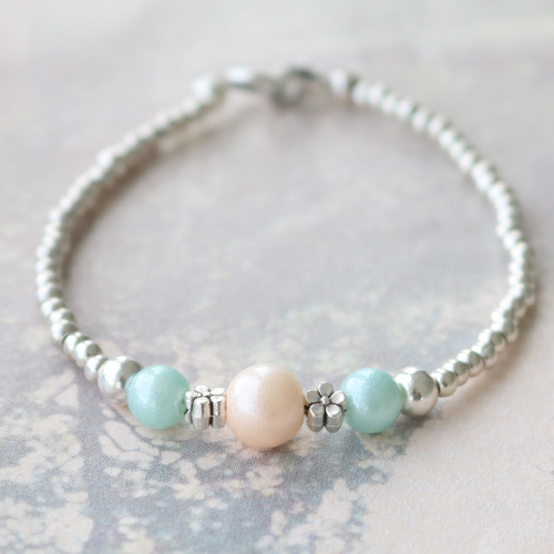 Create a happy summer look with our pearl glitter glass beads and DQ metal beads&hellip;