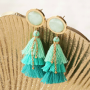 Make your collection summer proof and create earrings with the 3-layer tassels.