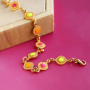 Create jewellery with neon trend items