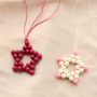 Design Christmas pendants with acrylic beads