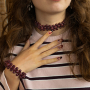 Make necklaces and bracelets with beads and beading boards 