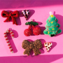 Bag charms for a festive look 