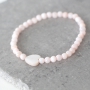 With these shell pearls you can make the most beautiful jewellery for this summer