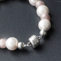 For sophisticated jewellery with a fashionable look you use our top quality glass pearls