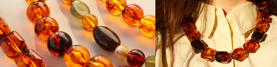 More about 20 mm and larger acrylic beads