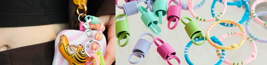 Colourful keychain findings collection 